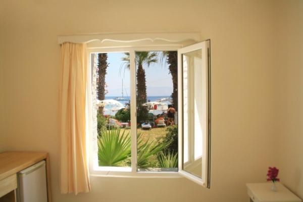 Meteor Beach Hotel Turgutreis Rom bilde