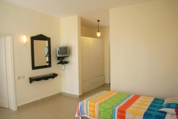 Meteor Beach Hotel Turgutreis Rom bilde